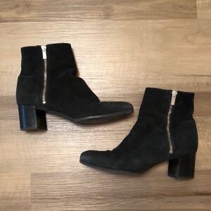 La Canadienne suede boots